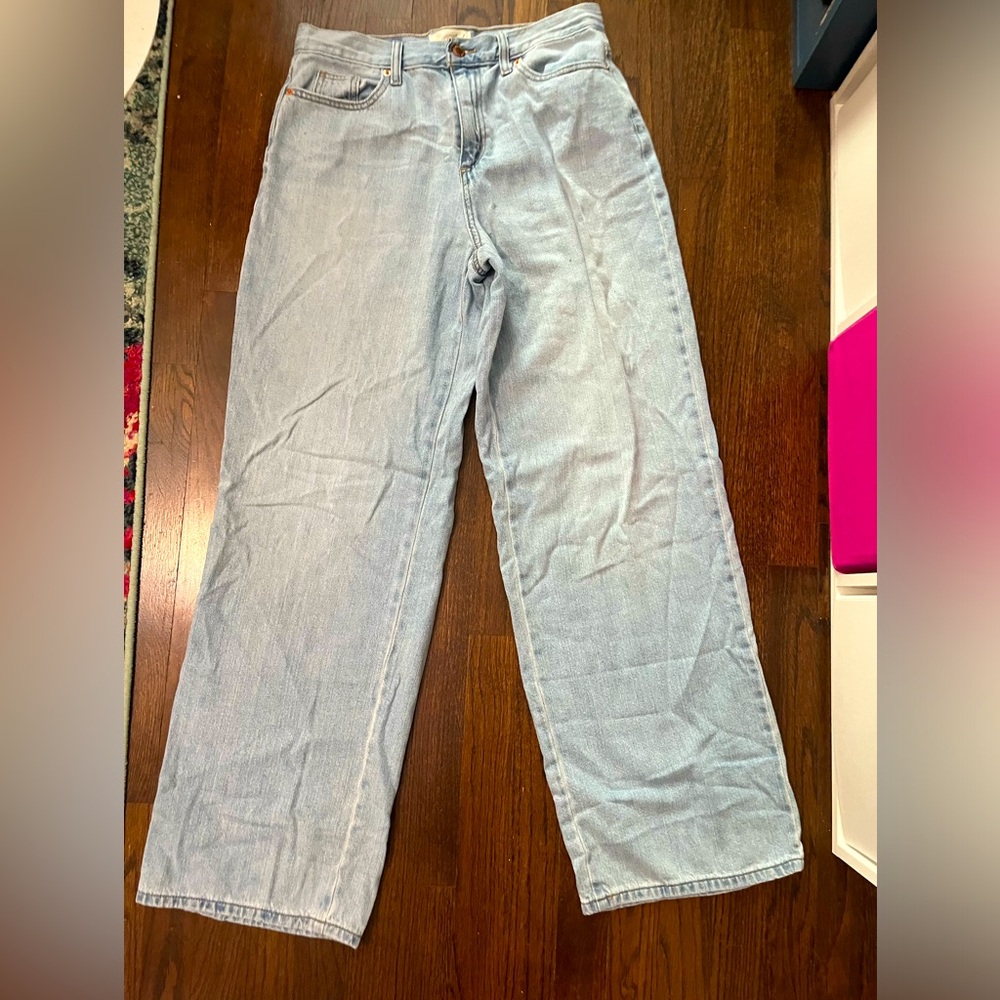 Relaxed Wide Leg Jeans